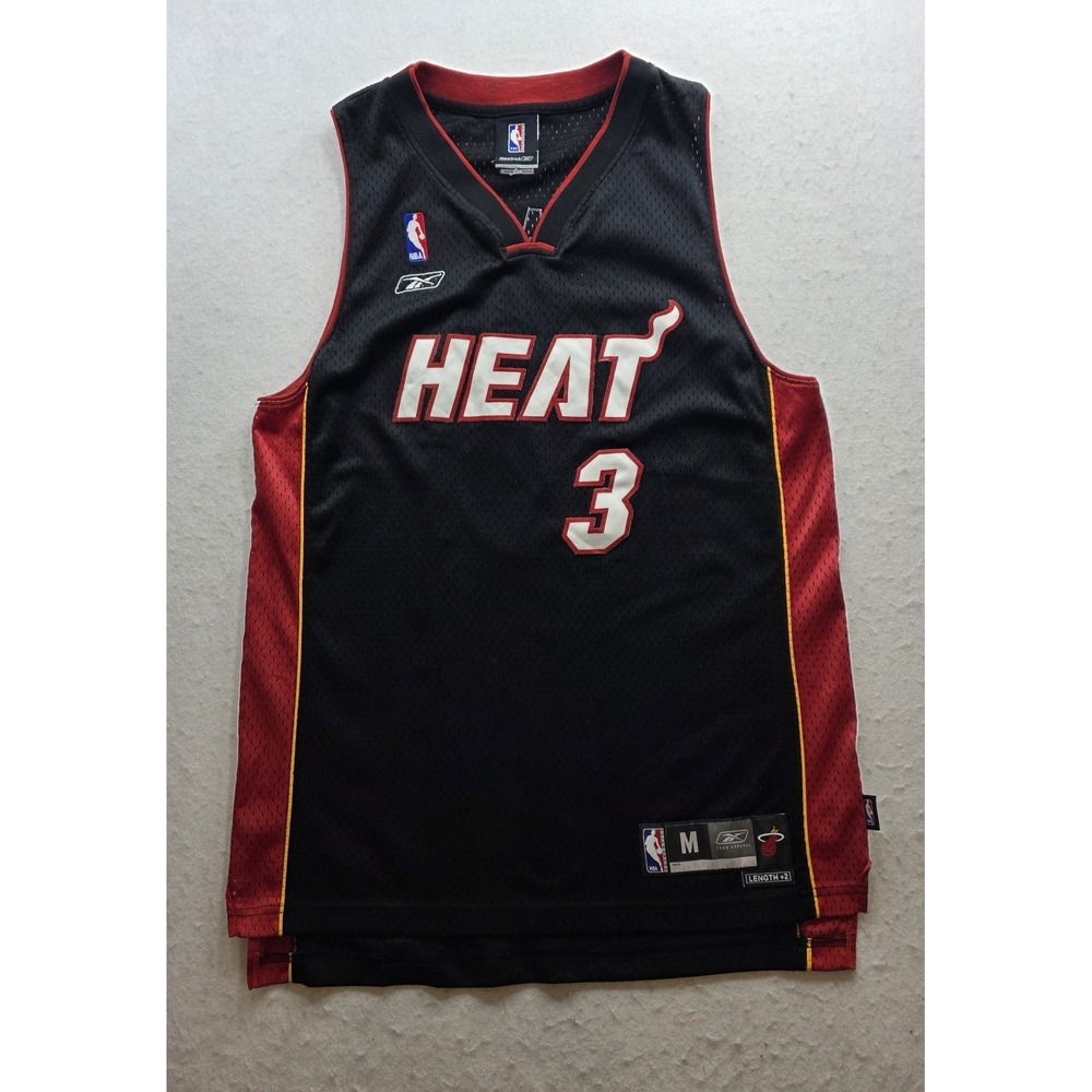 Reebok Vintage Dwayne Wade Miami Heat #3 Black & Red Jersey. Size M+2